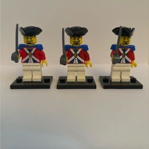 Lego Minifigures from the Pirate themed sets (pi122)